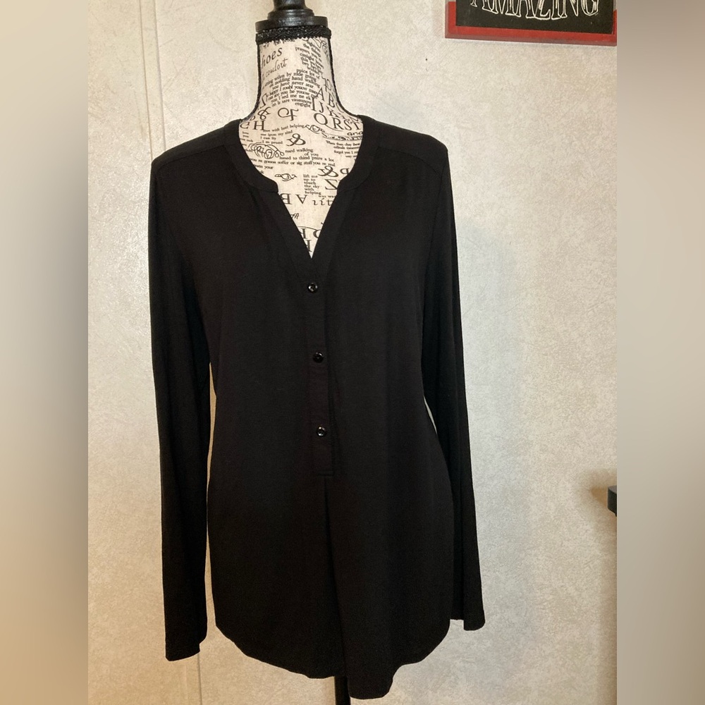 Ava & Viv Classic Black Blouse Size:X